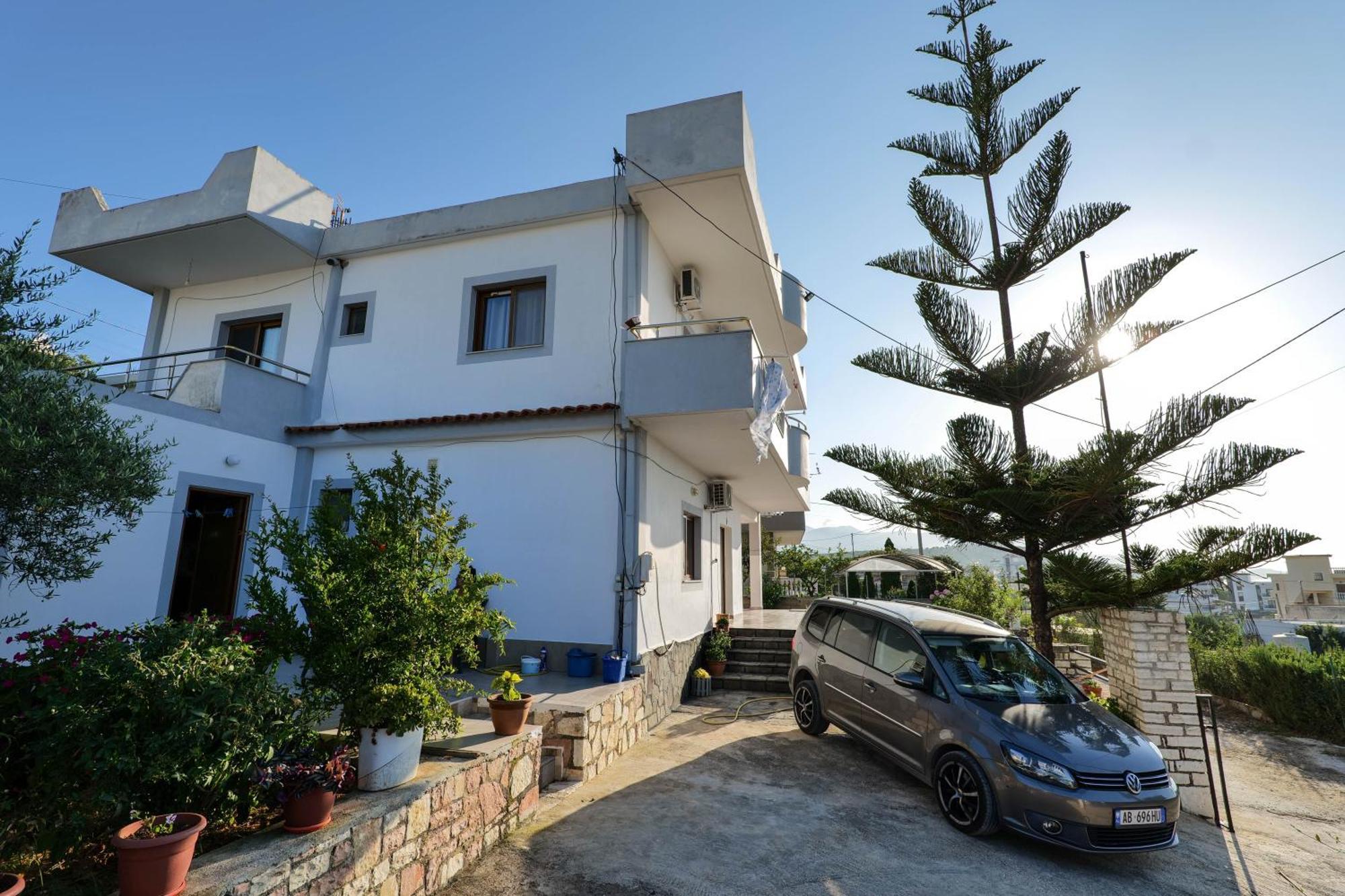 Vila Suljo Ksamil Bagian luar foto